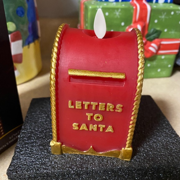 Luminara Santa´s Mailbox Flameless candle discontinued...
